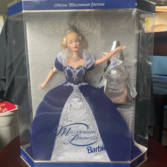 Rare 2000 Millennium Princess Barbie Doll, Happy New Year